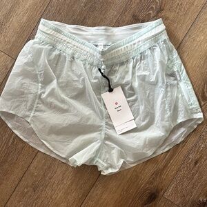 NWT Lululemon Step Out High Rise Short - Ocean Air